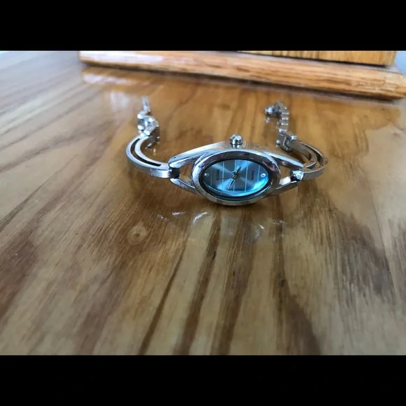 NWOT watch - Picture 3 of 3